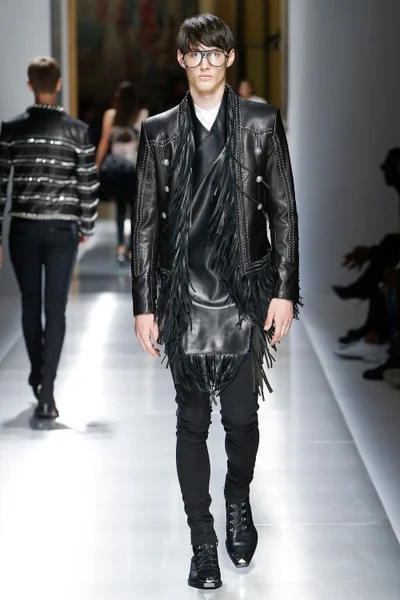 Look 23